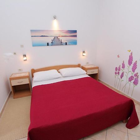 Room And Apartment Lea Rovinj Exteriör bild