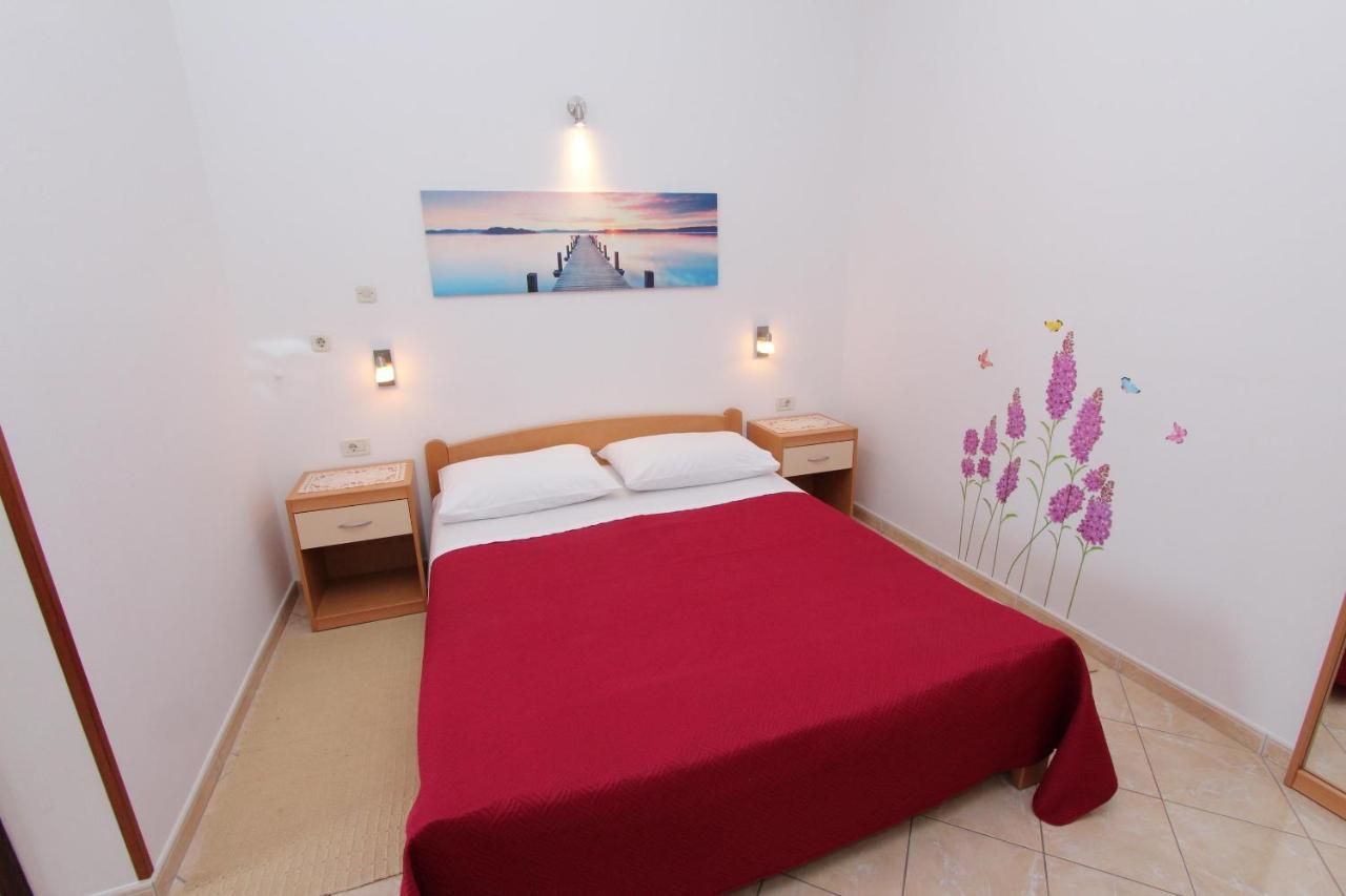 Room And Apartment Lea Rovinj Exteriör bild